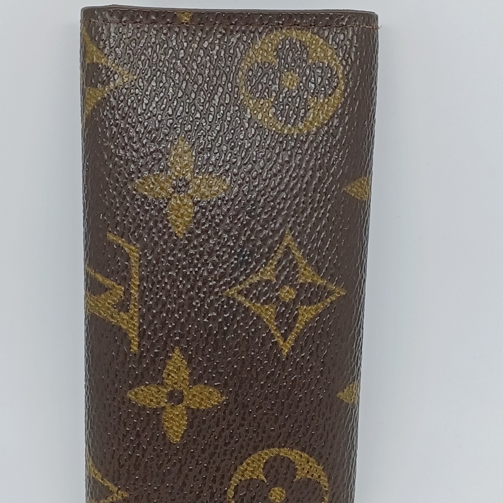 Louis Vuitton Key Case (4keys) - Picture 3 of 11
